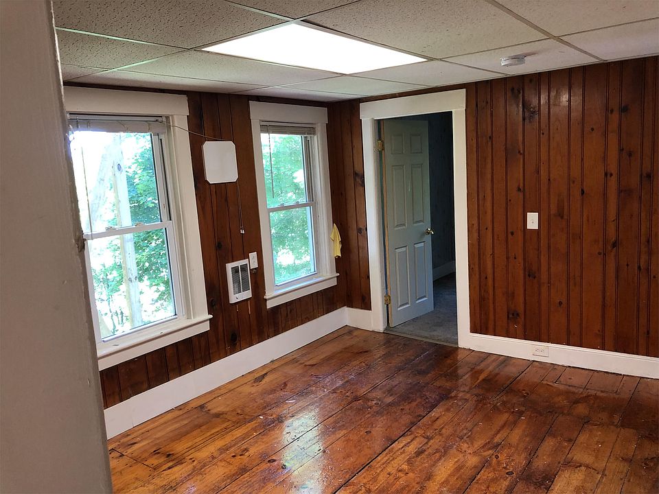 2nd image of 149 Prospect St APT 1
