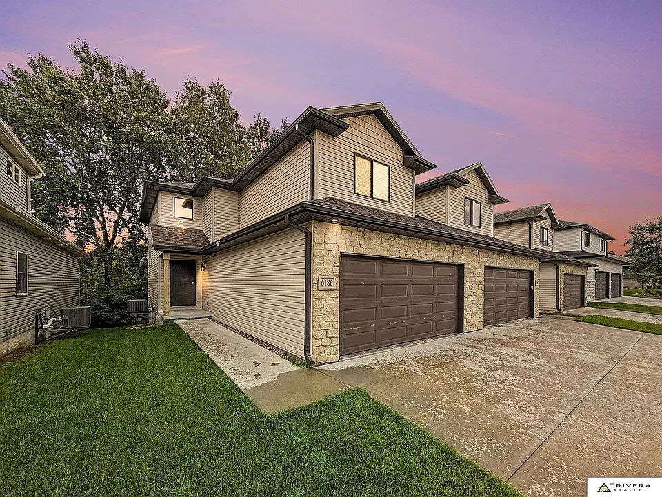 6186 Franciscan Dr