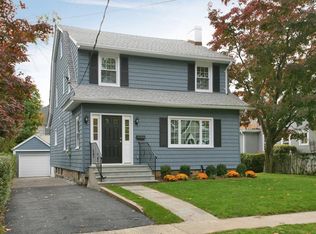 132 Iden Ave, Pelham, NY 10803