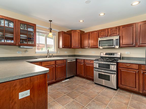4th image of 24516 S Lakewoods Ln
