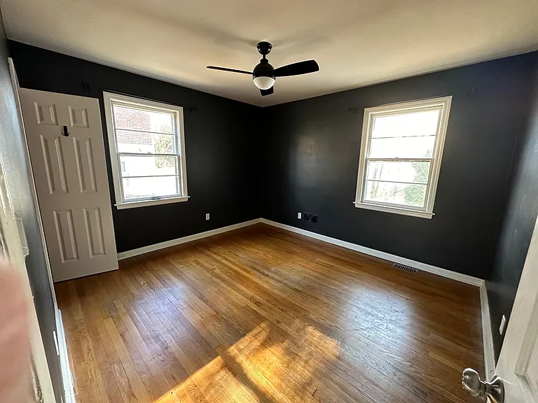105 Meadowview Dr — Photo 20