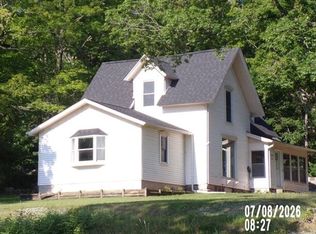 305 W Pine St, Big Rapids, MI 49307