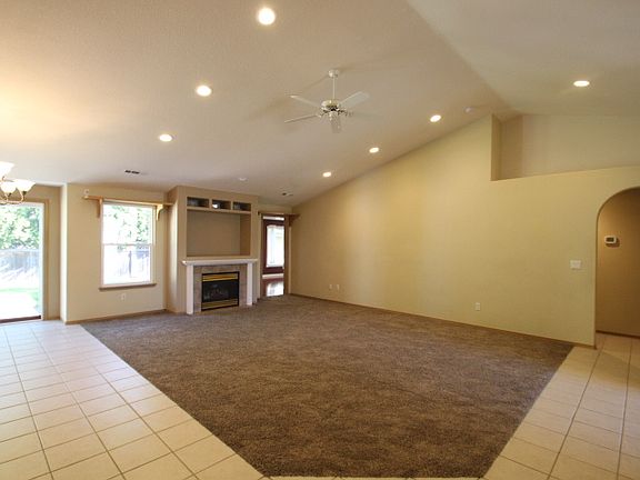4th image of 16510 NE 81st St