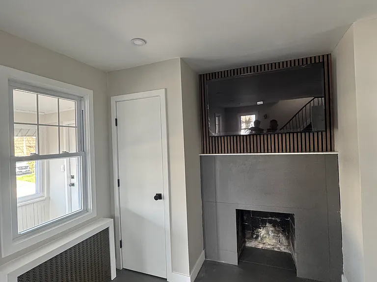 91 Brower Ave — Photo 5