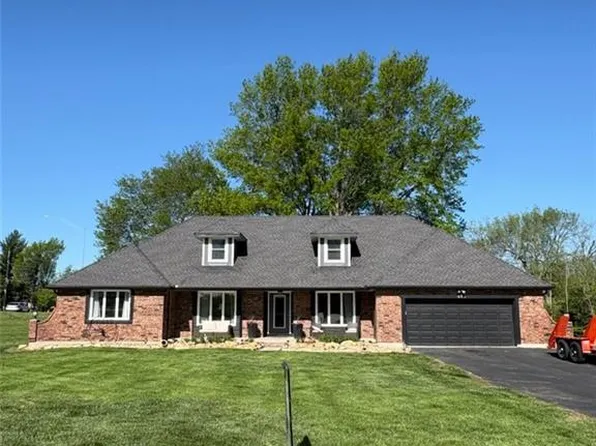 400 Appaloosa Dr, Raymore, MO 64083