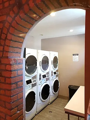 Rented by Signature Property Realty | media 32