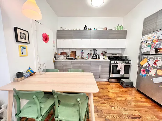 Rented by ERNY LLC | media 6