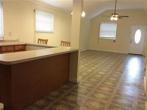 2nd image of 153 Winnona Dr