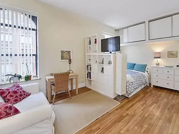 154 West 70th Street image 1 of 12
