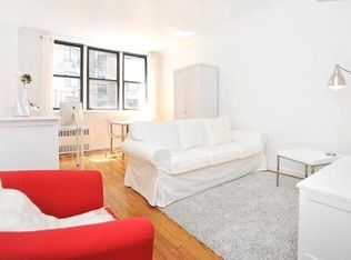210 E 77th St, New York, NY 10075