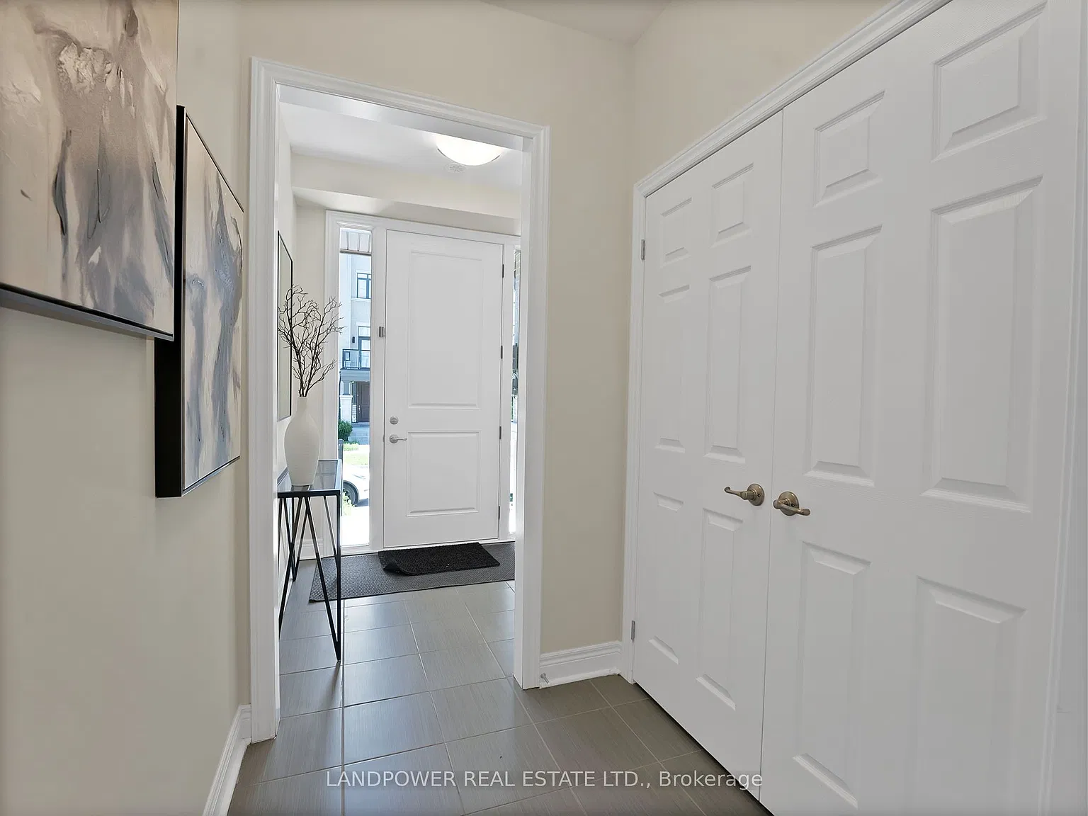 4 bed, $4,400 — Photo 4