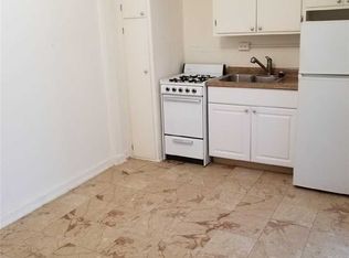 6474 Saunders St APT 1D, Flushing, NY 11374