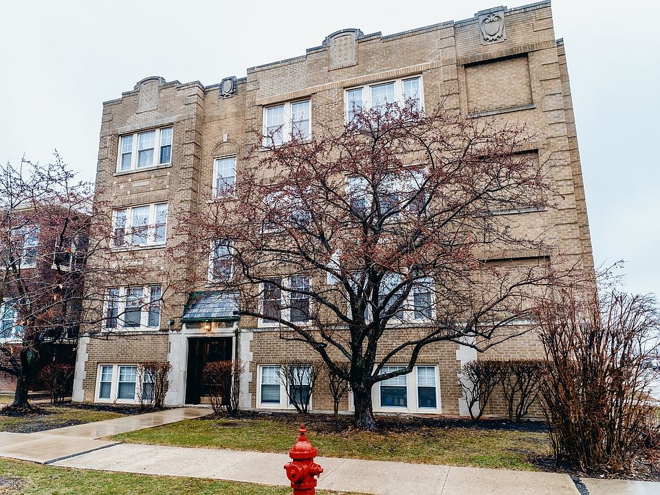 1st image of 836 S Maple Ave APT 21