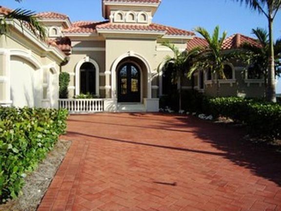 2nd image of 10391 Via Anacapri Ct