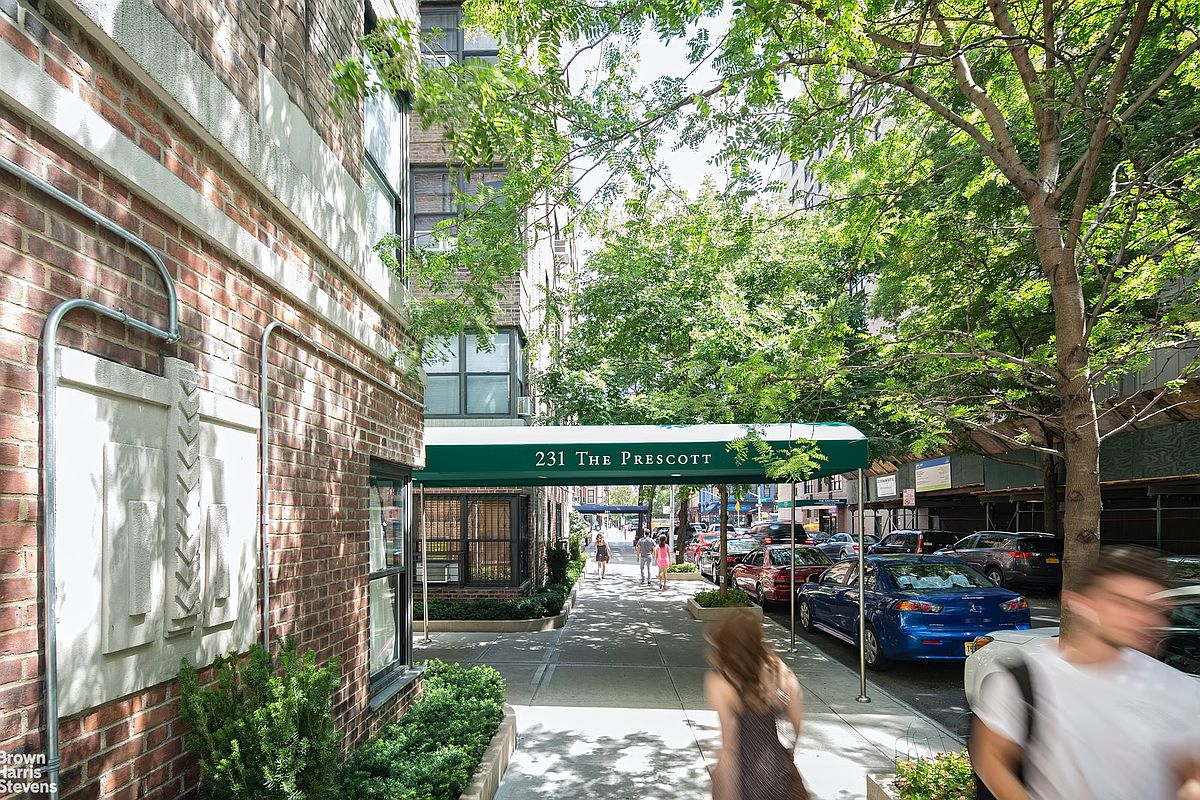 231 East 76th Street #8A in Lenox Hill, Manhattan | StreetEasy