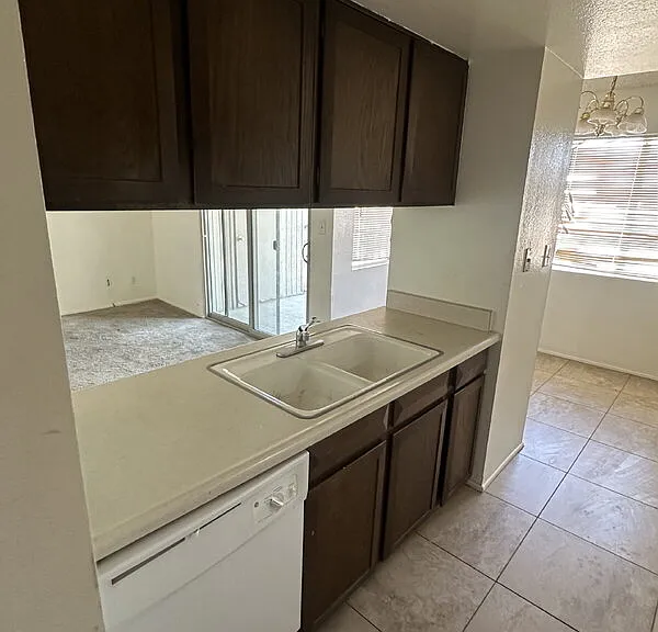 10660 W Concordia Dr #4 — Photo 4