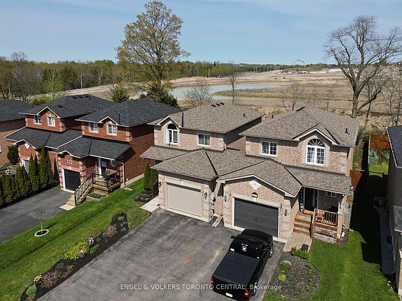 3rd image of 23 Bartor Blvd