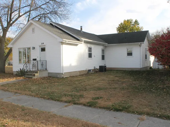 214 W 11th St, Spencer, IA 51301