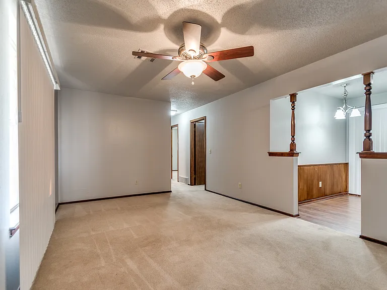 5113 S Sage Ave — Photo 3