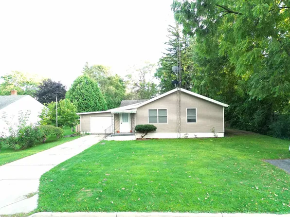 91 W Gilford Rd, Caro, MI 48723