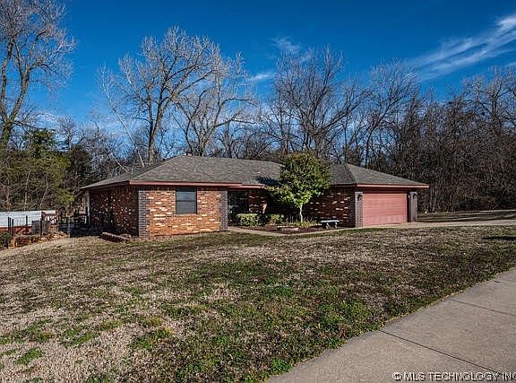 2nd image of 4505 Brookwood Dr
