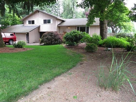 1st image of 10521 NE Sherwood Dr