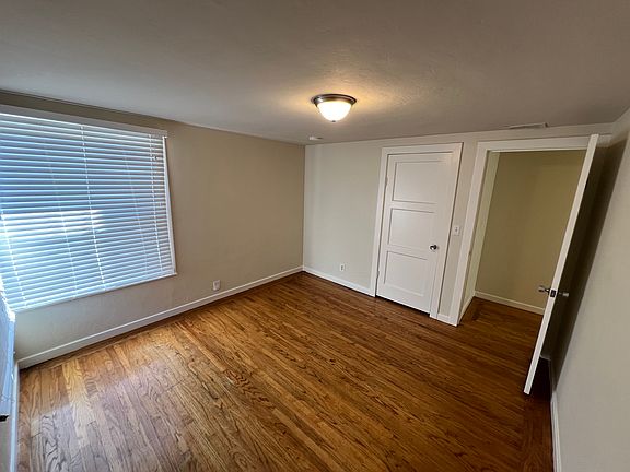 5th image of 1923 Redwood Ave