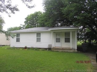 1009 Hugo St SE, Ardmore, OK 73401