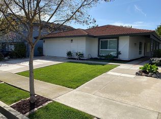 14621 Westfall Rd, Tustin, CA 92780