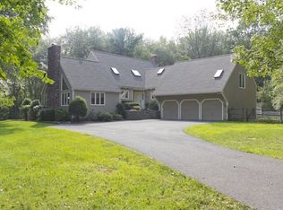 16A Garvey Rd, Framingham, MA 01701