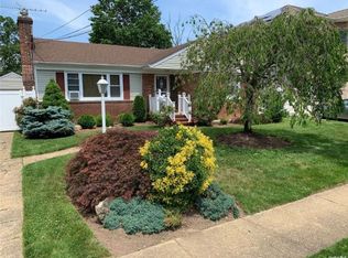 2413 Kenmore St, East Meadow, NY 11554