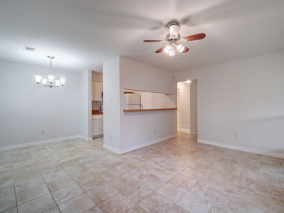 5th image of 6800 Wentworth Dr