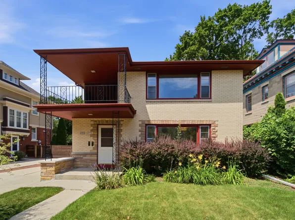 6822-6824 W Wells St, Milwaukee, WI 53213