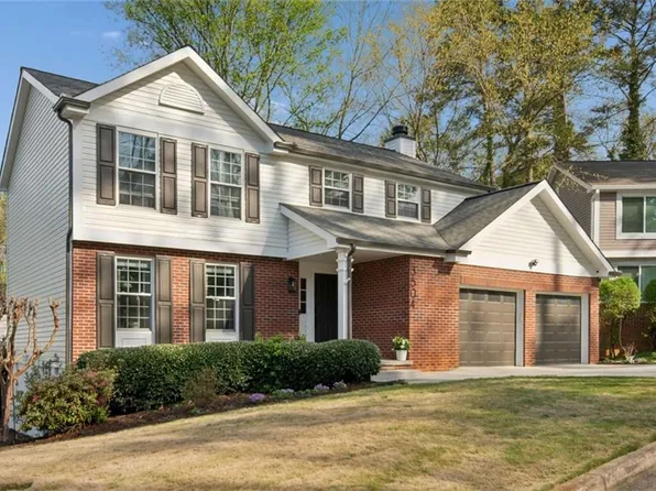 3504 Castlehill Ct, Tucker, GA 30084