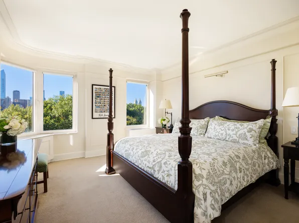 870 5th Avenue image 8 of 13