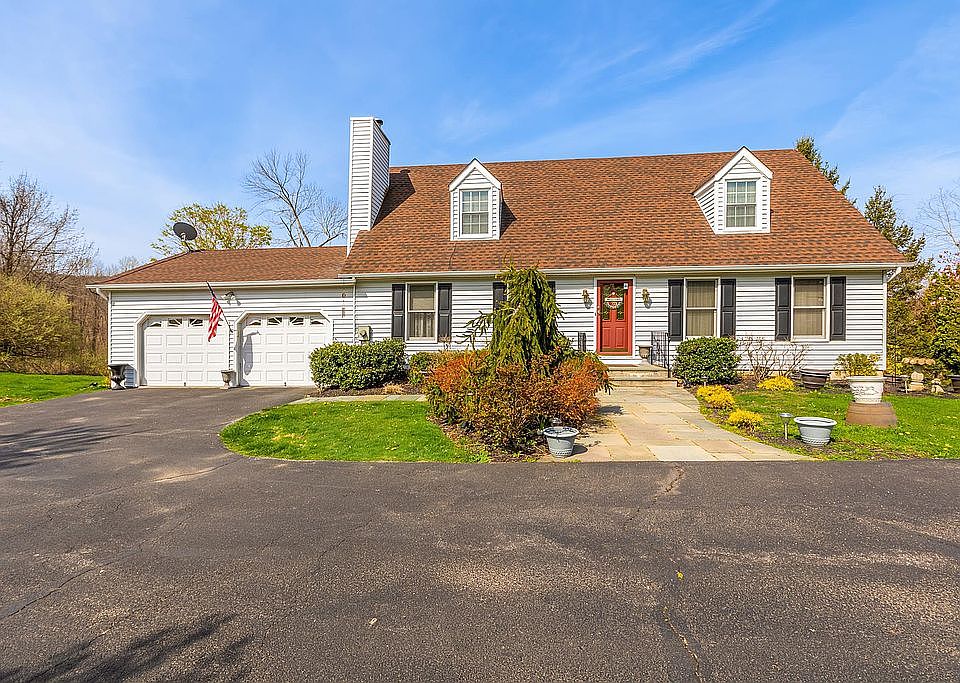 1st image of 80 Somerset Dr