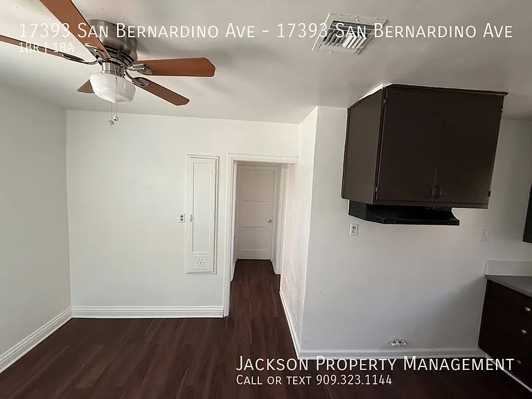 17393 San Bernardino Ave #17393 SAN BERNARDINO — Photo 5