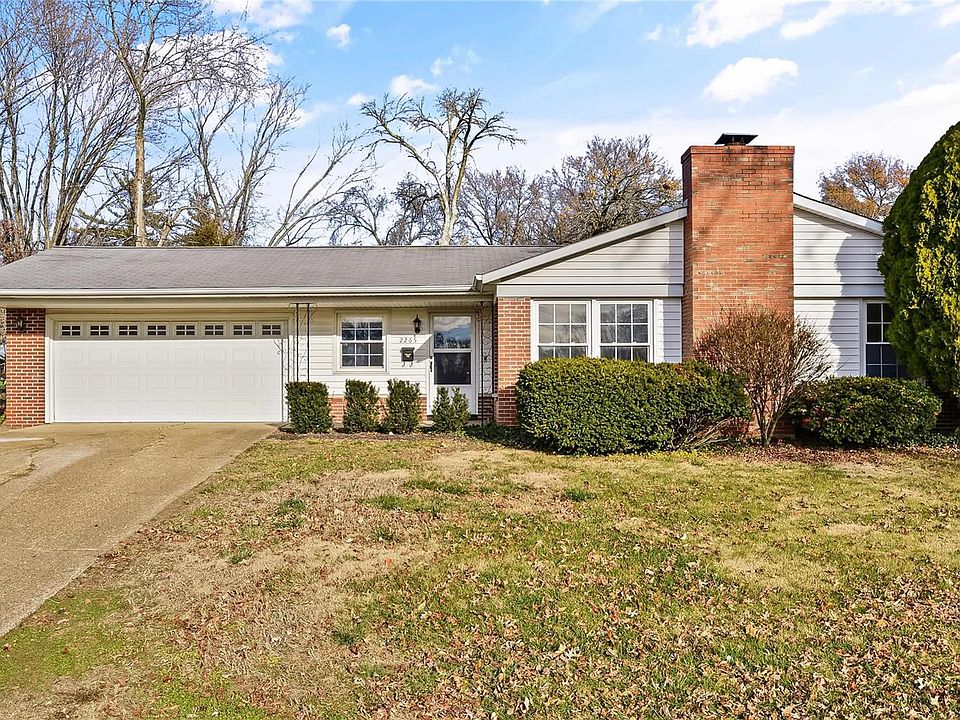 1st image of 2265 La Grange Dr