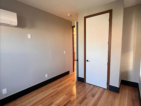 2nd image of 21 Reed St #15