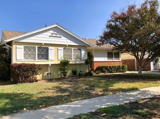 19547 Mobile St, Reseda, CA 91335