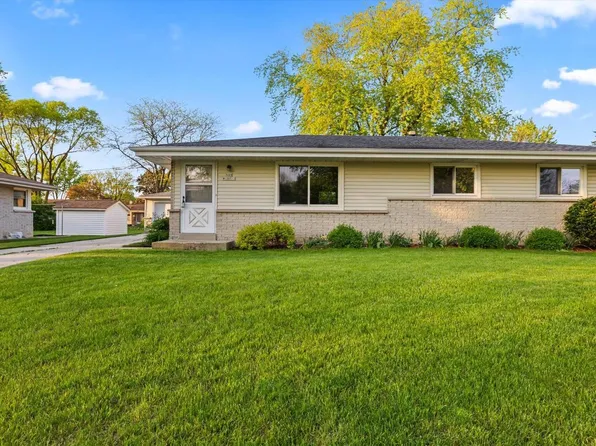 N88W18011 Christman ROAD, Menomonee Falls, WI 53051