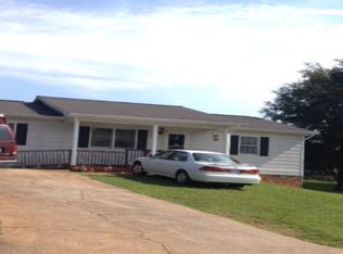 215 Cardinal Rd, Rutherfordton, NC 28139