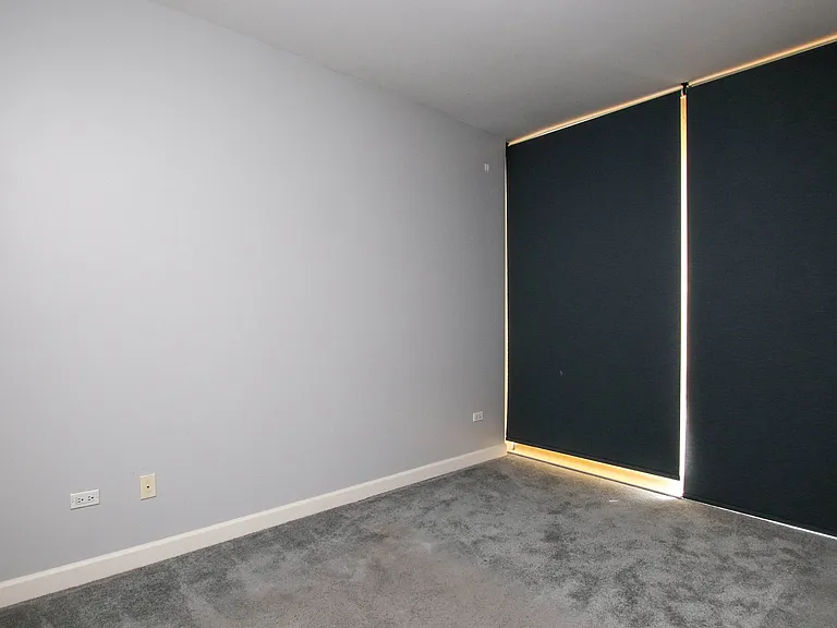 1841 S Calumet Ave #1902 — Photo 10