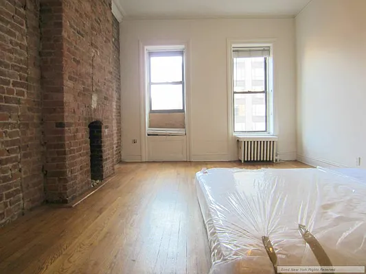 Rented by Bond New York | media 36