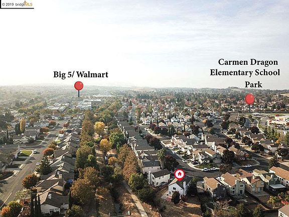 4th image of 4929 Willowbrook Way