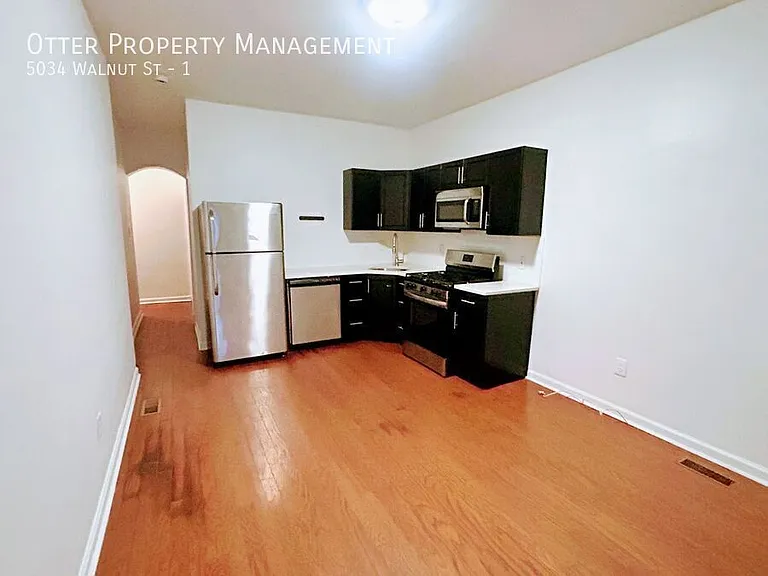 5034 Walnut St #1 — Photo 4