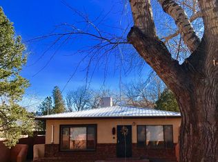 8424 Guadalupe Trl NW, Los Ranchos De Albuquerque, NM 87114