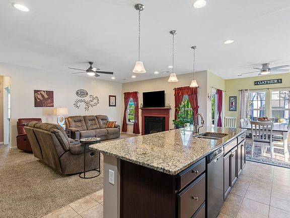 5th image of 1314 Amboress Ln