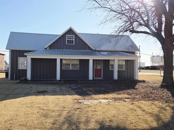 201 E 2nd St, Lahoma, OK 73754
