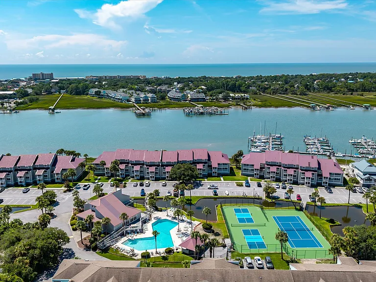 4 W Mariners Cay Dr — Photo 31